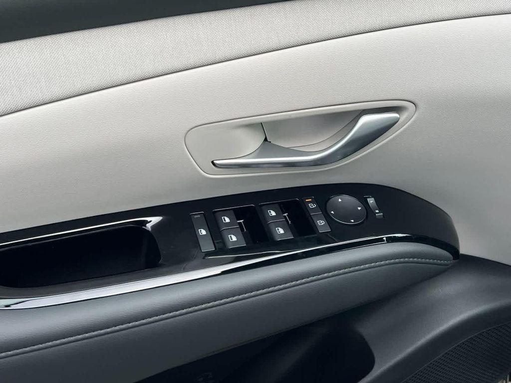 new 2026 Hyundai TUCSON Hybrid car, priced at $40,355