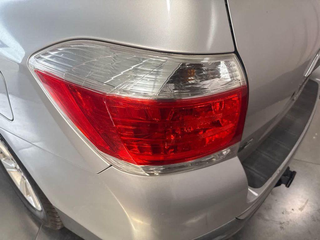 used 2012 Toyota Highlander car, priced at $8,999