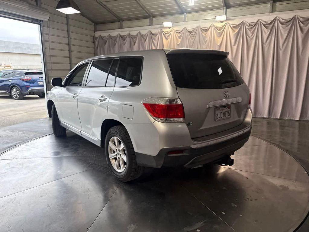 used 2012 Toyota Highlander car, priced at $8,999