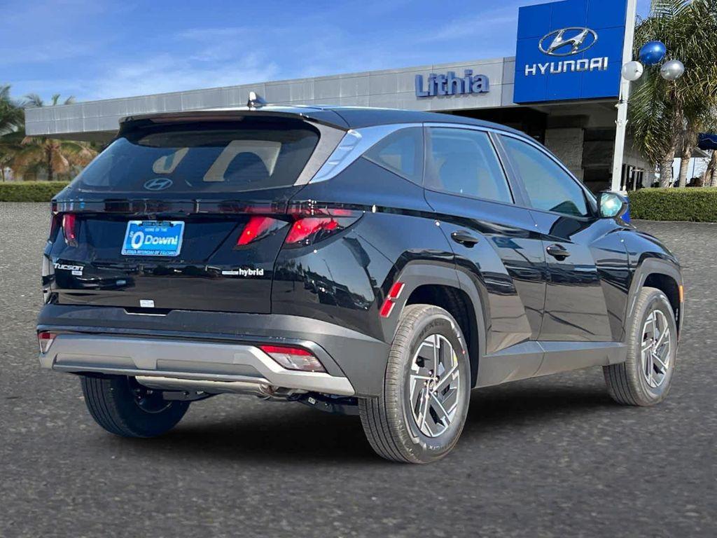 new 2026 Hyundai TUCSON Hybrid car, priced at $31,095