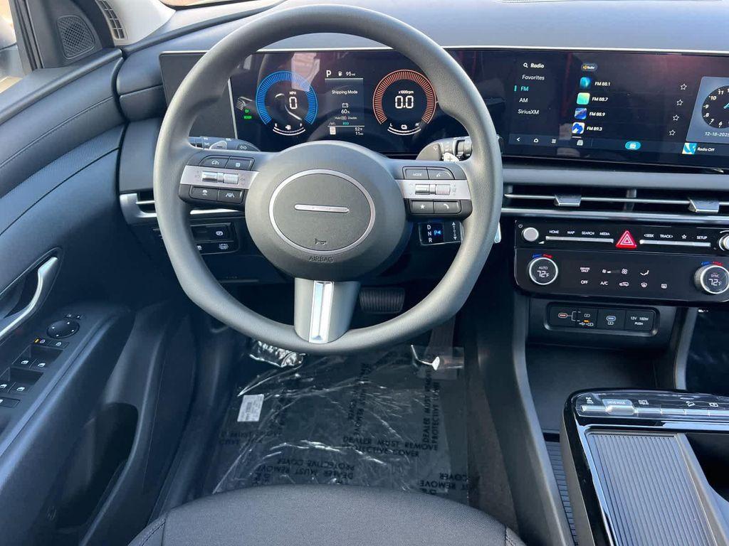 new 2026 Hyundai TUCSON Hybrid car, priced at $31,095