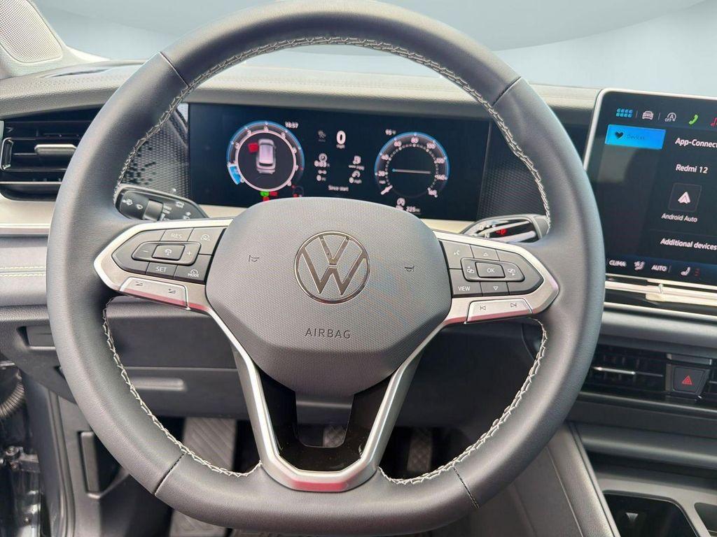 new 2026 Volkswagen Tiguan car, priced at $33,402