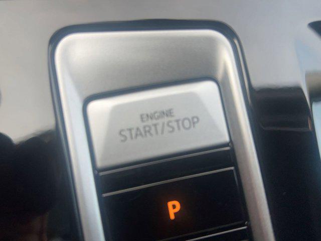 new 2026 Volkswagen Atlas car, priced at $56,285