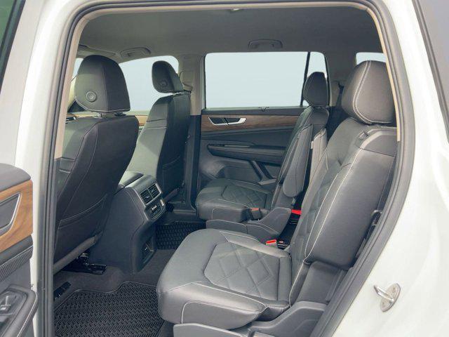 new 2026 Volkswagen Atlas car, priced at $47,431