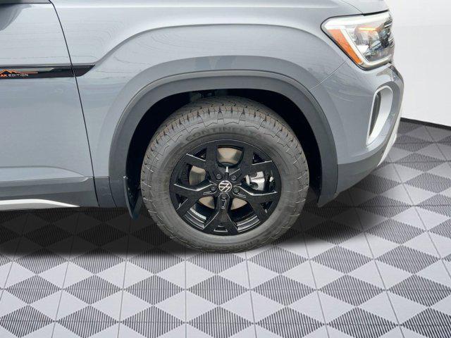 new 2026 Volkswagen Atlas car, priced at $49,251