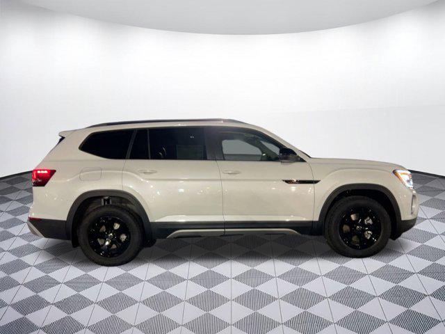 new 2026 Volkswagen Atlas car, priced at $49,531