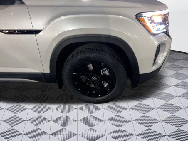 new 2026 Volkswagen Atlas car, priced at $49,531