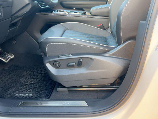 new 2026 Volkswagen Atlas Cross Sport car, priced at $55,391