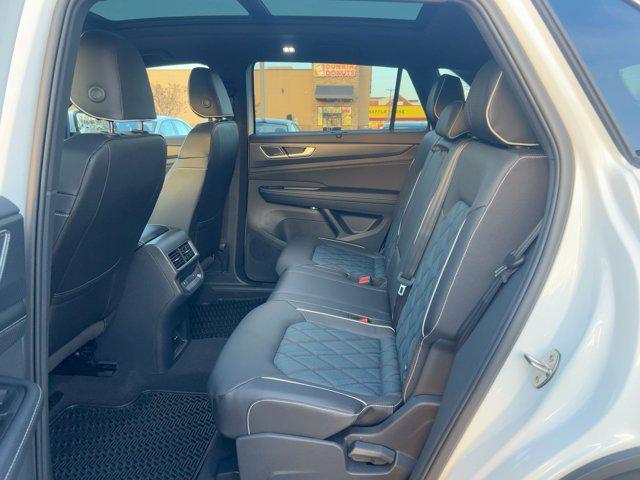 new 2026 Volkswagen Atlas Cross Sport car, priced at $55,391