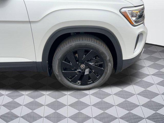 new 2026 Volkswagen Atlas car, priced at $48,031