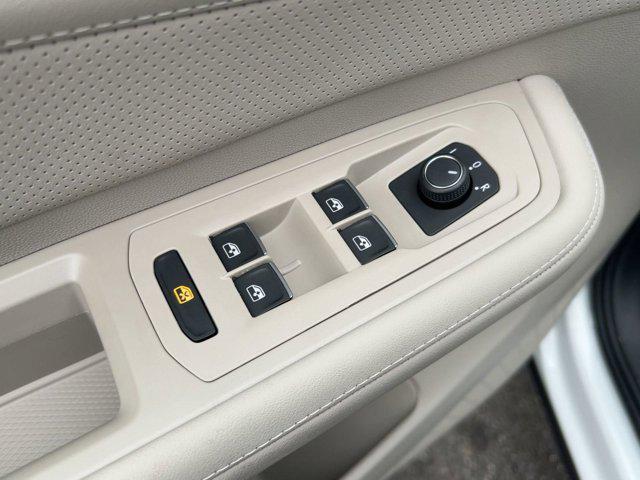 new 2026 Volkswagen Atlas car, priced at $48,031