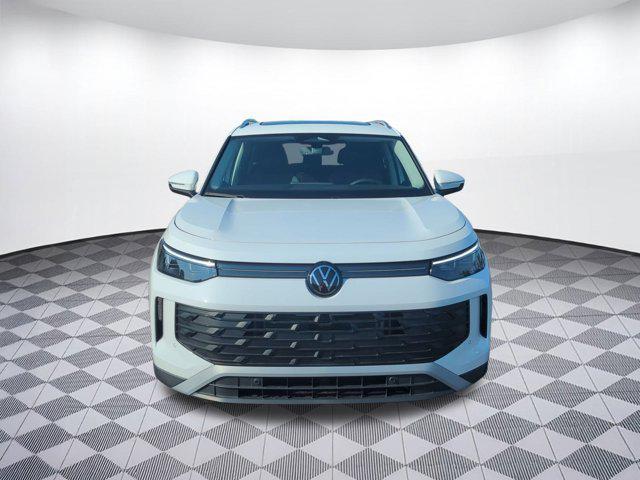 new 2025 Volkswagen Tiguan car, priced at $33,883