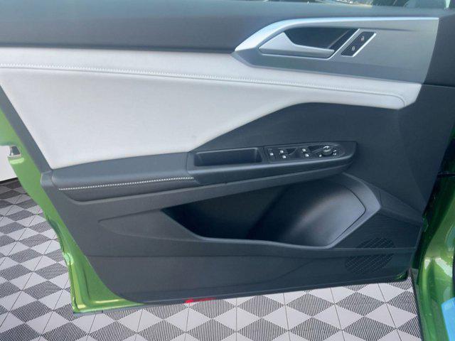 new 2026 Volkswagen Taos car, priced at $31,206