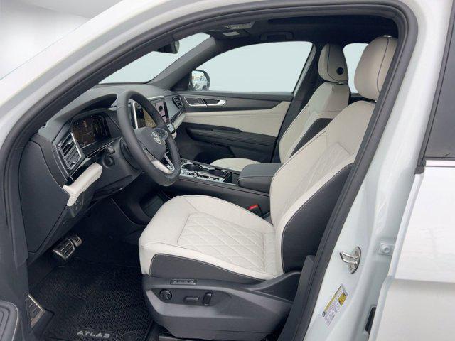new 2026 Volkswagen Atlas Cross Sport car, priced at $54,561