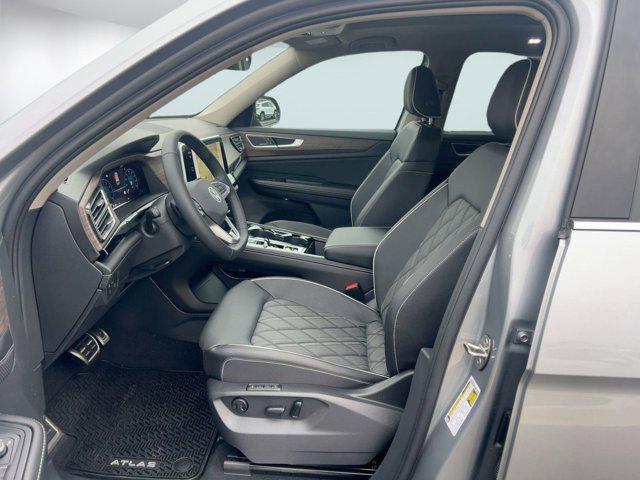 new 2026 Volkswagen Atlas car, priced at $55,639