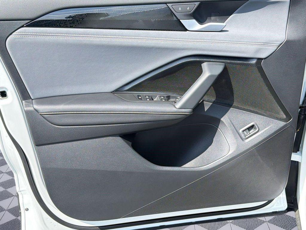 new 2026 Volkswagen Tiguan car, priced at $35,696