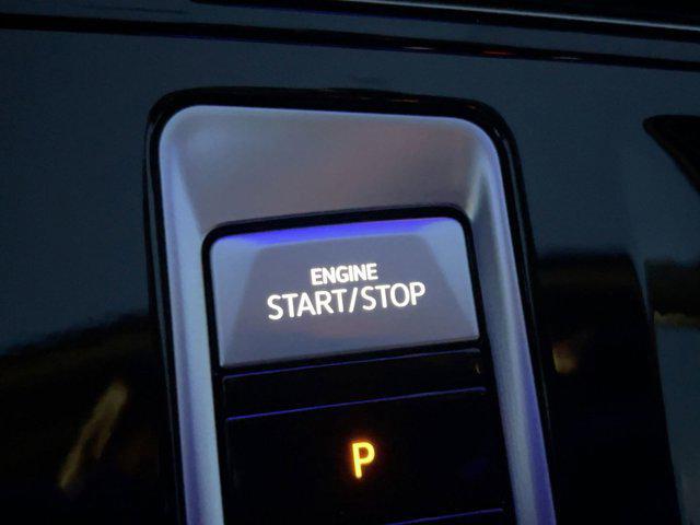 new 2026 Volkswagen Atlas car, priced at $48,084