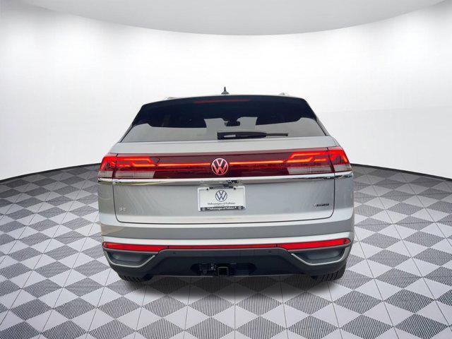 new 2026 Volkswagen Atlas Cross Sport car, priced at $47,221