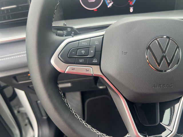 new 2025 Volkswagen Tiguan car, priced at $32,993