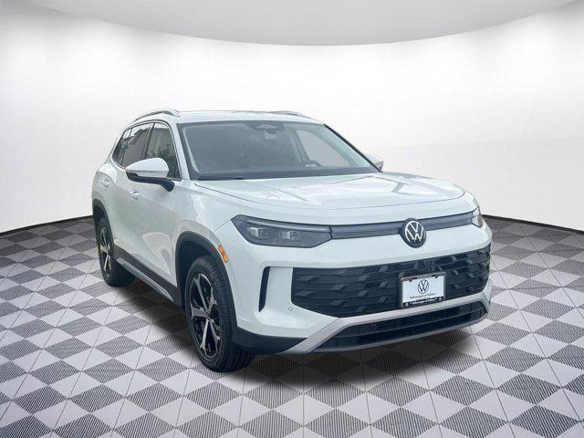 new 2025 Volkswagen Tiguan car, priced at $32,993