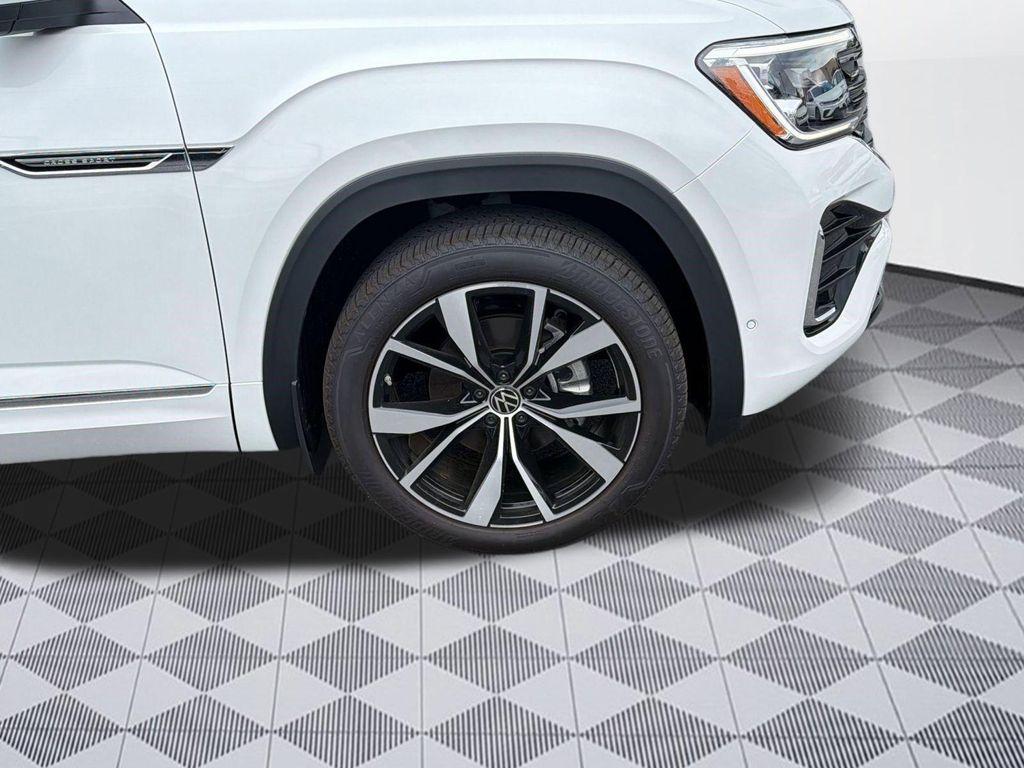 new 2026 Volkswagen Atlas Cross Sport car, priced at $54,721