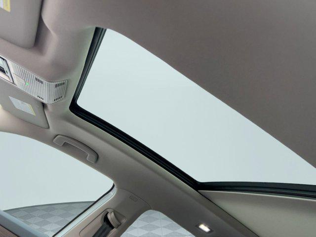 new 2026 Volkswagen Atlas car, priced at $56,481