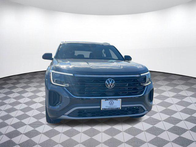new 2026 Volkswagen Atlas Cross Sport car, priced at $46,399