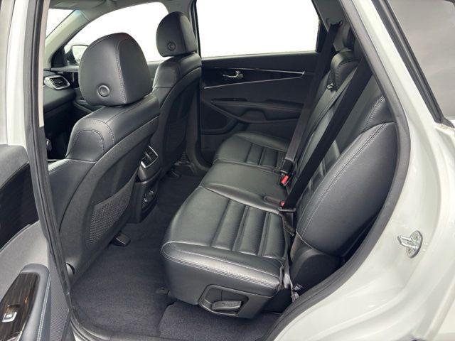 used 2019 Kia Sorento car, priced at $18,397