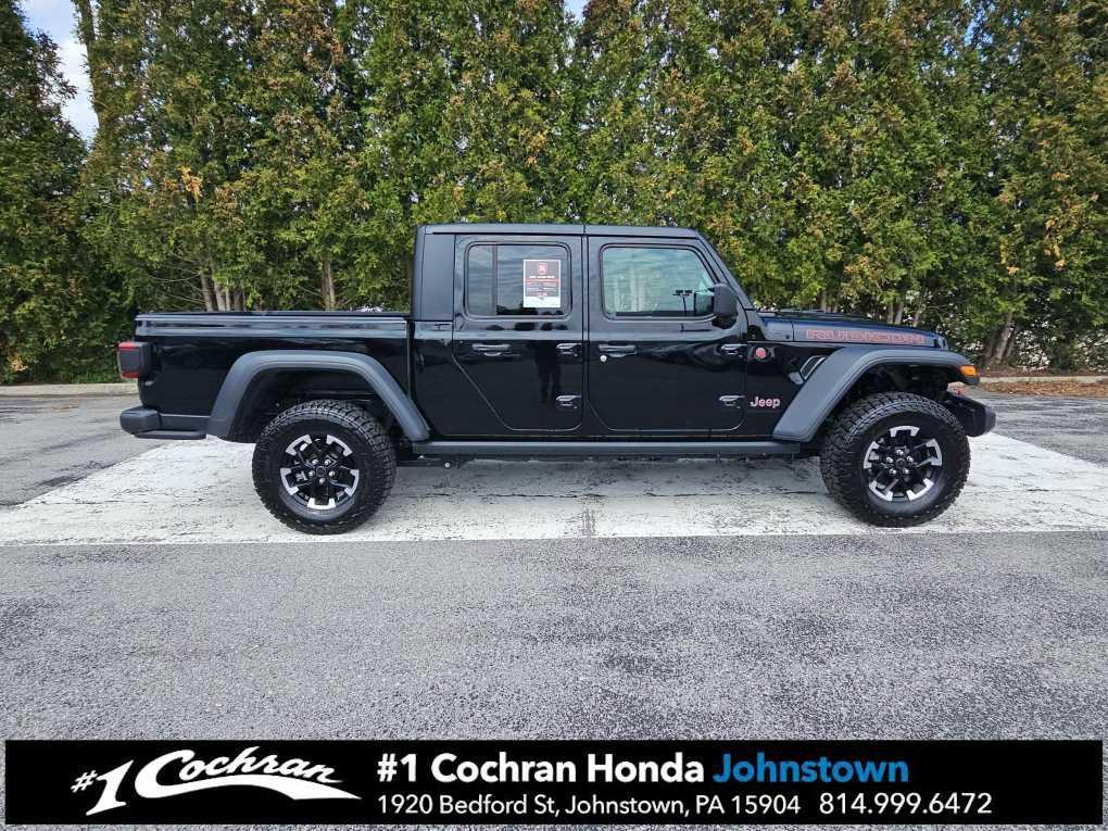 used 2026 Jeep Gladiator car, priced at $49,988