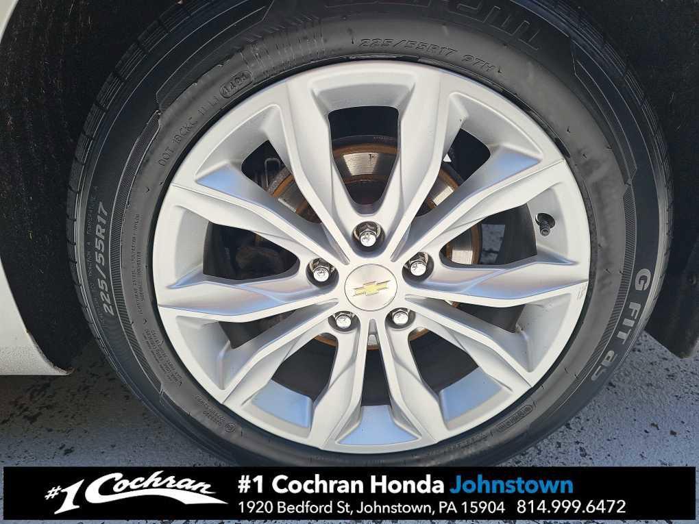 used 2019 Chevrolet Malibu car, priced at $10,488