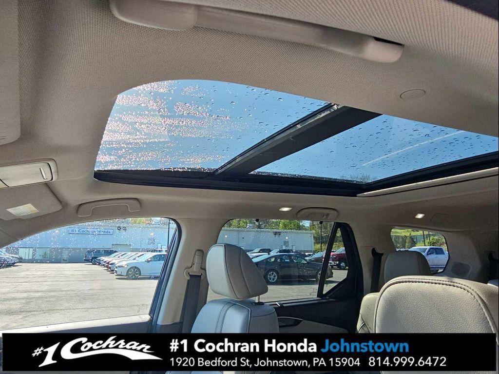 used 2023 Honda Pilot car, priced at $36,998