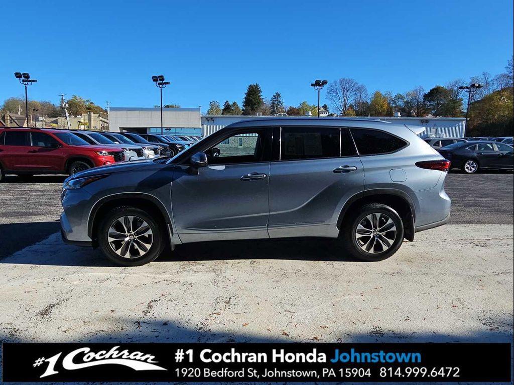 used 2020 Toyota Highlander car, priced at $19,998