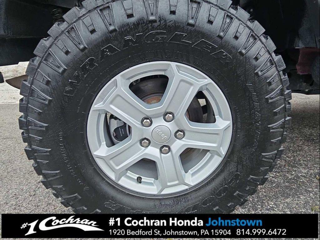 used 2022 Jeep Wrangler Unlimited car, priced at $27,498