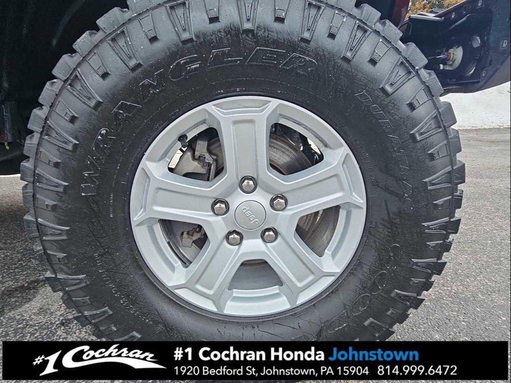 used 2022 Jeep Wrangler Unlimited car, priced at $27,498