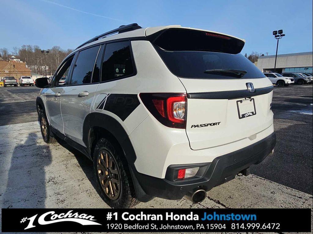 used 2022 Honda Passport car, priced at $28,998