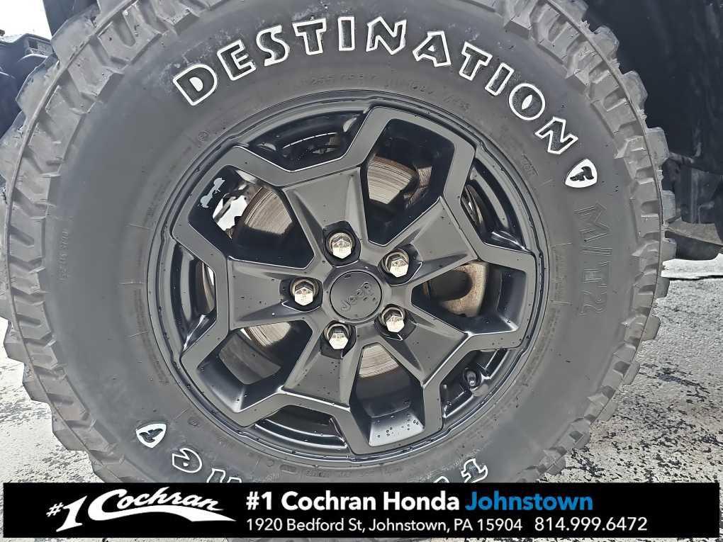 used 2021 Jeep Gladiator car, priced at $27,998