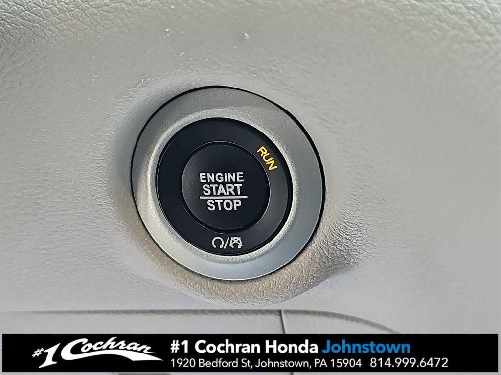 used 2024 Chrysler Pacifica car, priced at $26,498