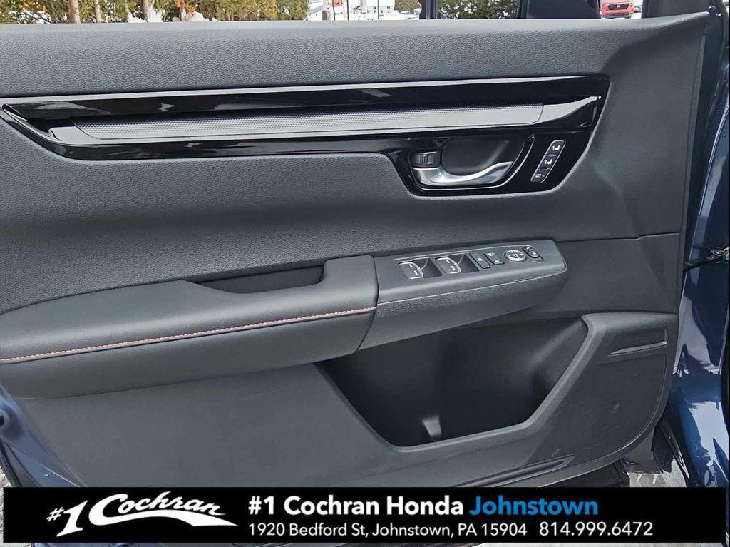 used 2025 Honda CR-V Hybrid car, priced at $33,498