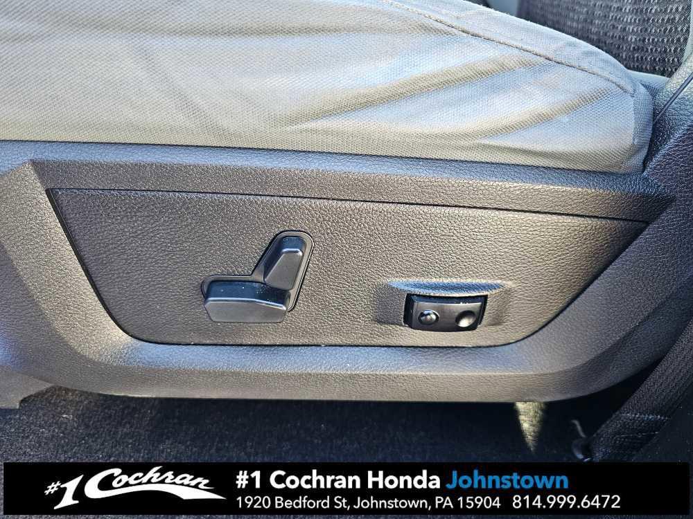 used 2020 Ram 1500 Classic car, priced at $17,998