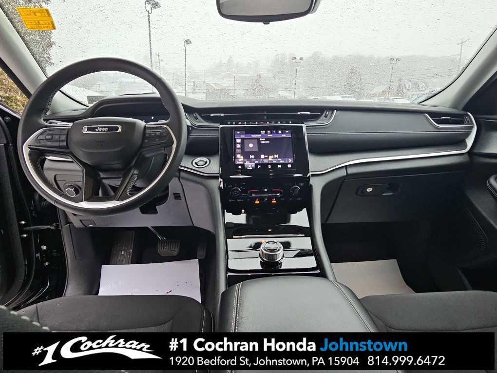 used 2023 Jeep Grand Cherokee car, priced at $28,998