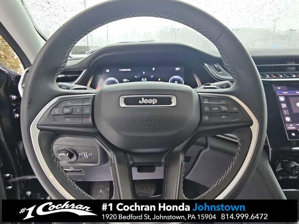 used 2023 Jeep Grand Cherokee car, priced at $28,998