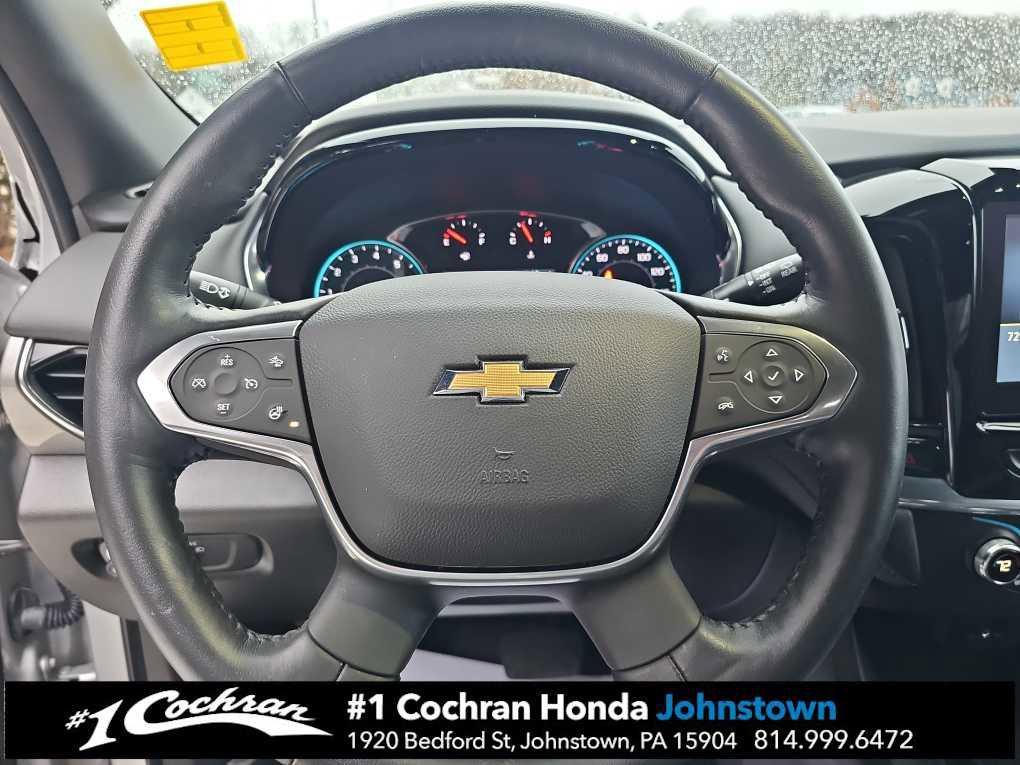 used 2022 Chevrolet Traverse car, priced at $22,998
