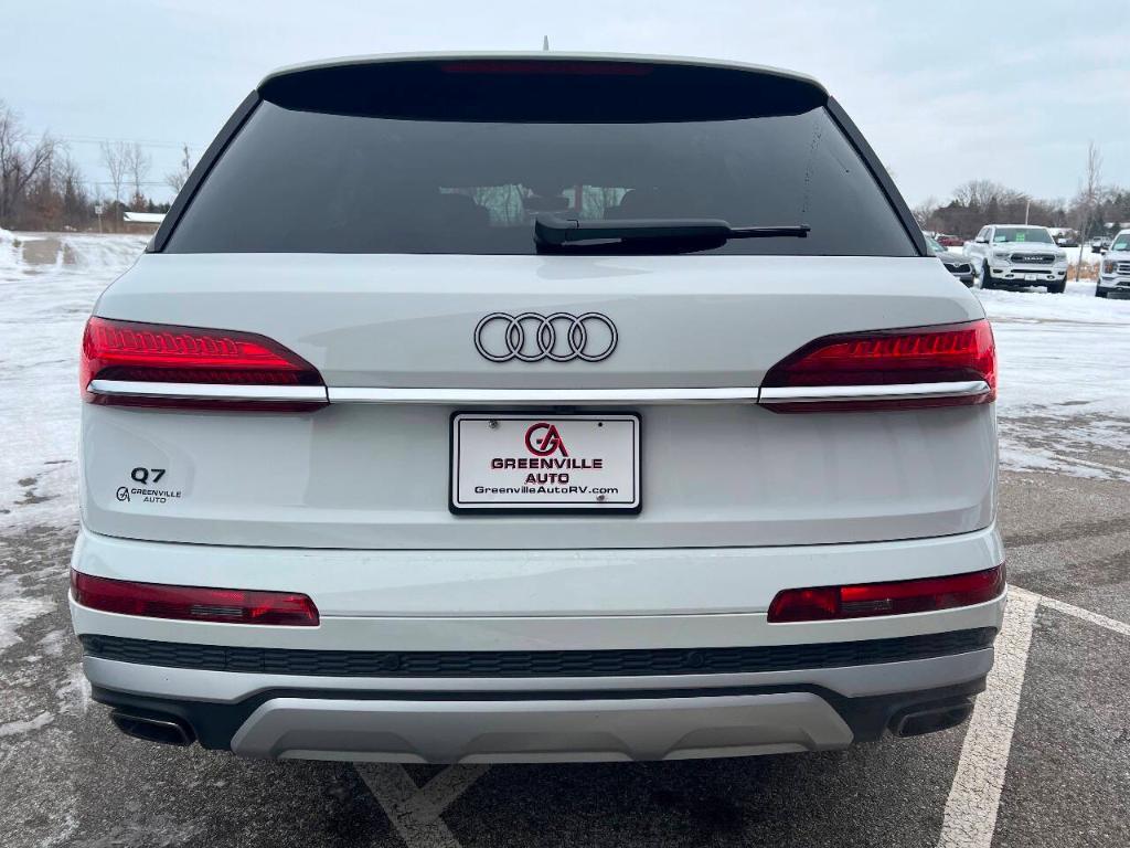 used 2025 Audi Q7 car, priced at $48,495