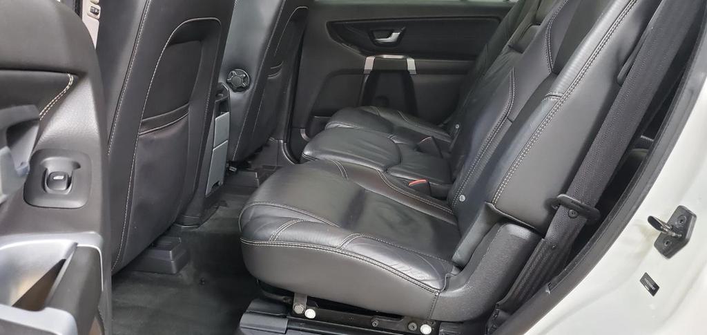 used 2013 Volvo XC90 car, priced at $9,888