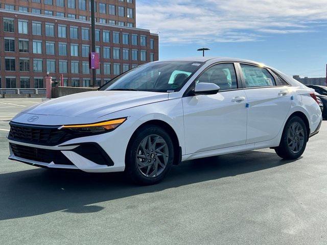 new 2026 Hyundai ELANTRA HEV car, priced at $27,805