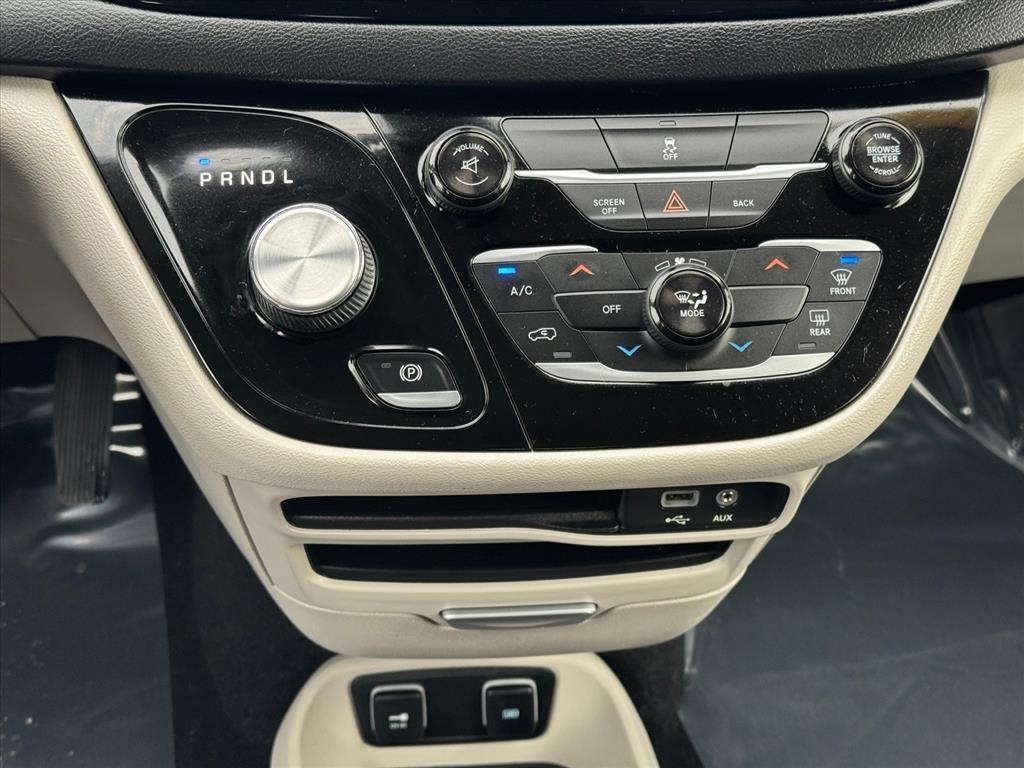 used 2017 Chrysler Pacifica car, priced at $10,900