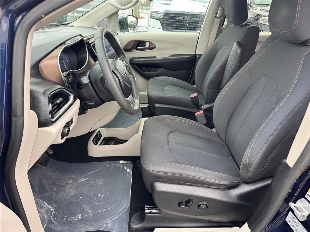 used 2017 Chrysler Pacifica car, priced at $10,900