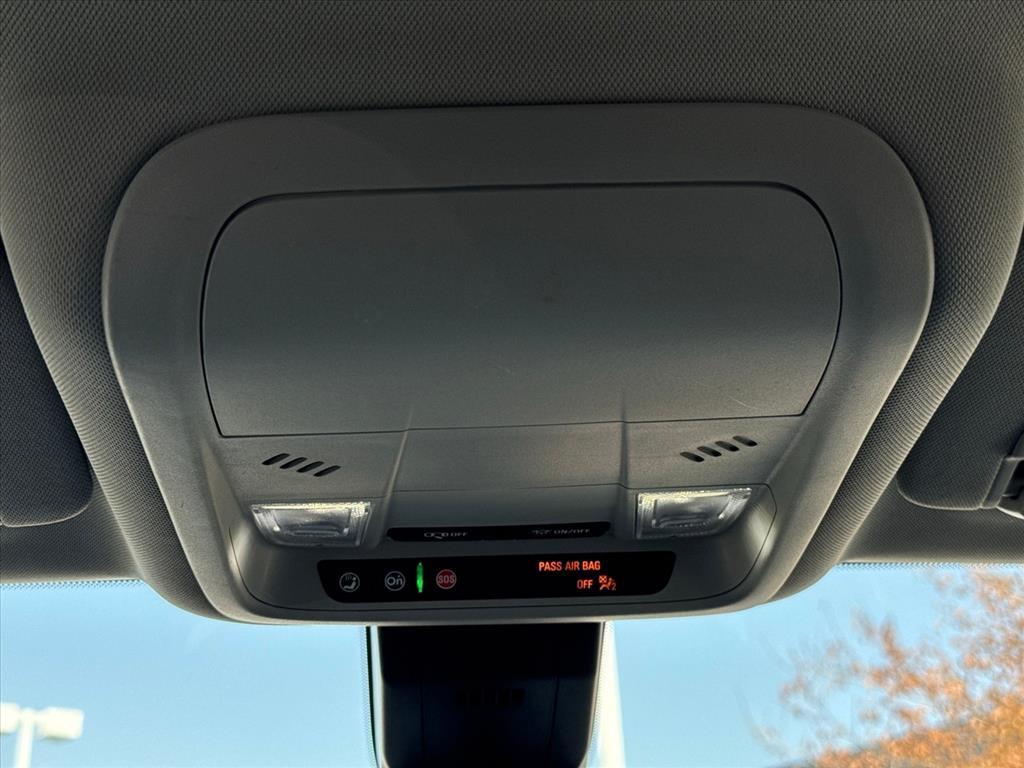 used 2023 Chevrolet Equinox car, priced at $21,500