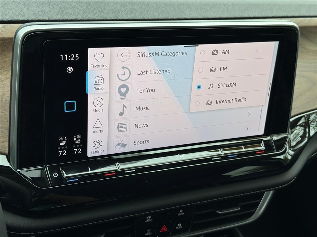 new 2026 Volkswagen Atlas car, priced at $43,054