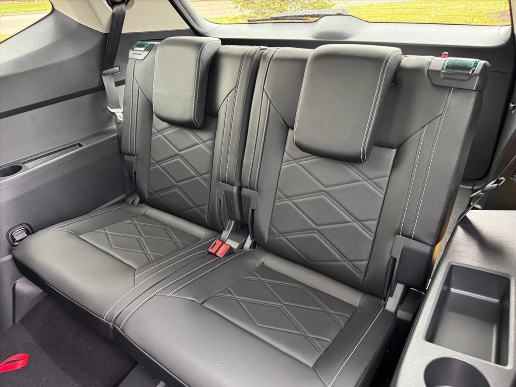 new 2026 Volkswagen Atlas car, priced at $43,054